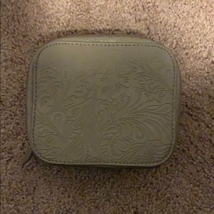 Makeup bag
